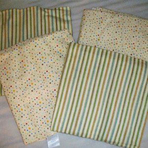 Baby bundle - gender neutral - Like new